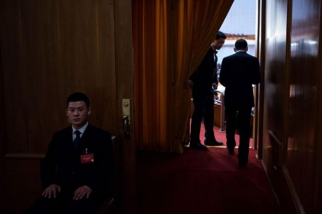 中共四中全会变天传言纷飞
