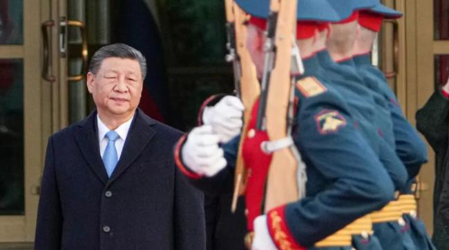 冒着无人机袭击的危险赴莫斯科 习图的什么