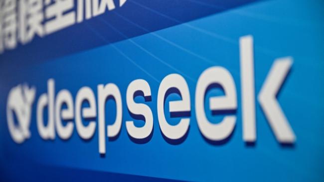 DeepSeekӦô ΢Աʹ
