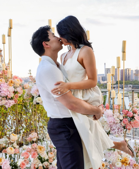 恭喜！刘思慕巴订婚：亚裔未婚妻大秀钻戒