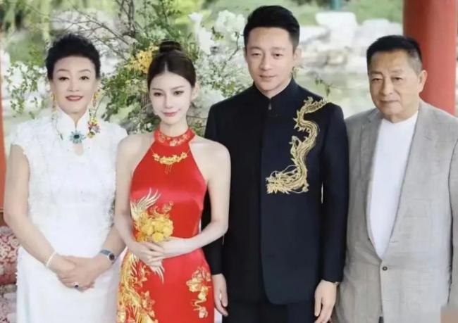 汪小菲婚房曝光！院子超大装修豪华，曝婚礼菜单