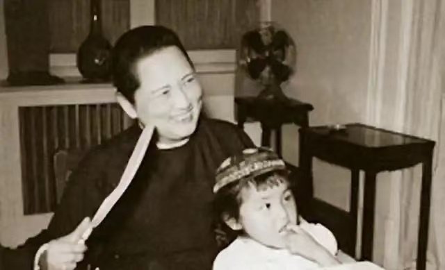 宋庆龄养女病逝！《霸王别姬》女星身世罕见曝光
