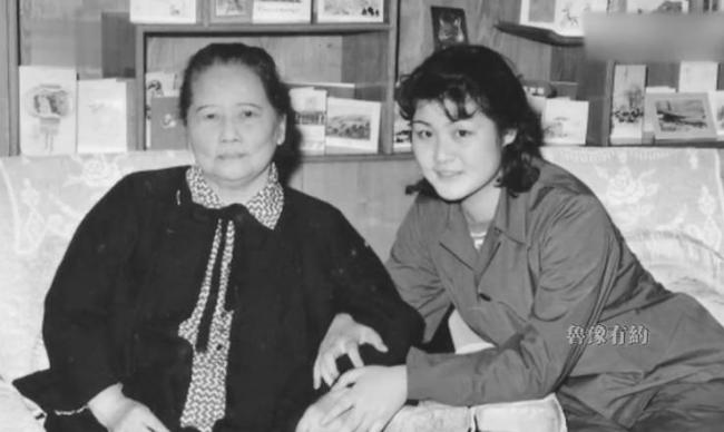 宋庆龄养女去世 病因曝光 生前烟不离手