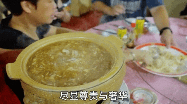 中国最豪横的吃席大省，龙虾按盆上，青蟹随便吃