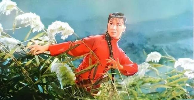 难怪地主强抢白毛女 曝原型罗昌秀救出时四张照
