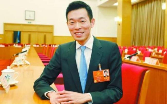 谁在打造精英留学生？中国网民反感蒋雨融演讲