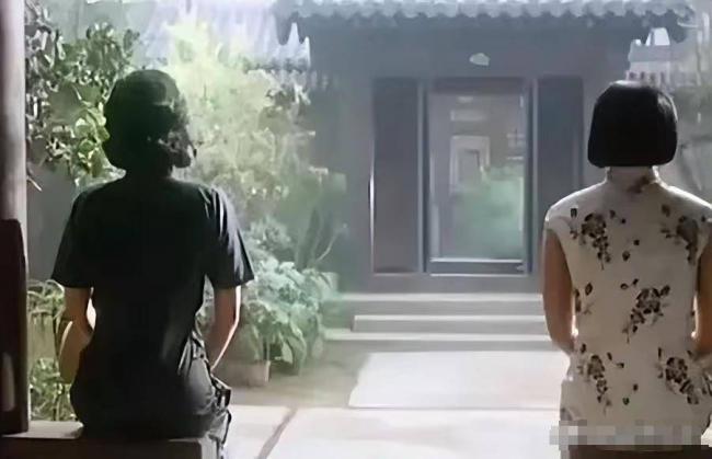 陈红和周海媚1996年合影，才懂什么是一眼万年