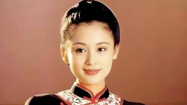 陈红和周海媚1996年合影，才懂什么是一眼万年