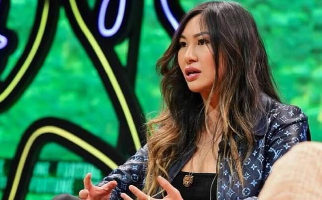 父母来自中国,全球最年轻女富豪曝省钱之道