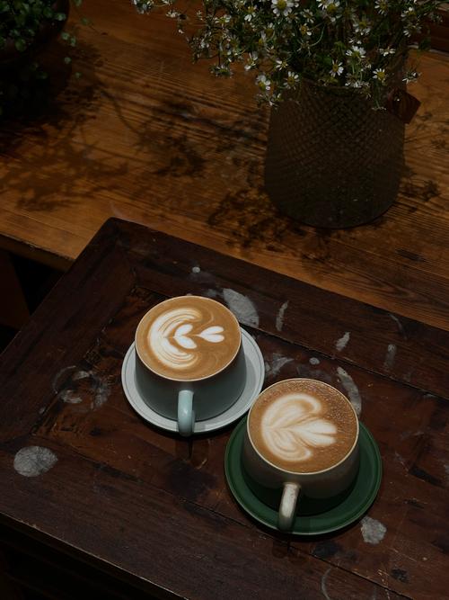 美国营养学会提示:中年喝点咖啡抗衰老 美国营养学会提示:中年喝点咖啡抗衰老