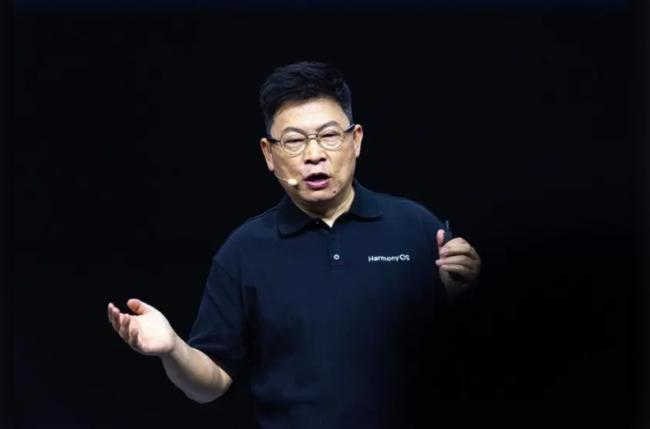 丢人!华为余承东:已进公安局自首