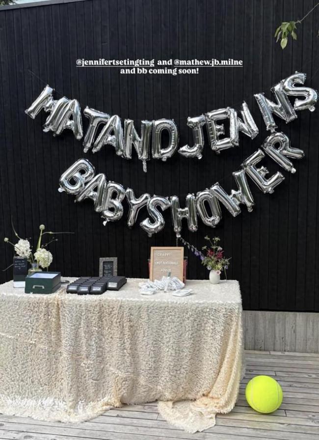 9月孕肚戴钻石脐钉引争议! 42岁谢婷婷携西人男友办二胎派对, 姐弟恋修成正果 9月孕肚戴钻石脐钉引争议! 42岁谢婷婷携西人男友办二胎派对, 姐弟恋修成正果