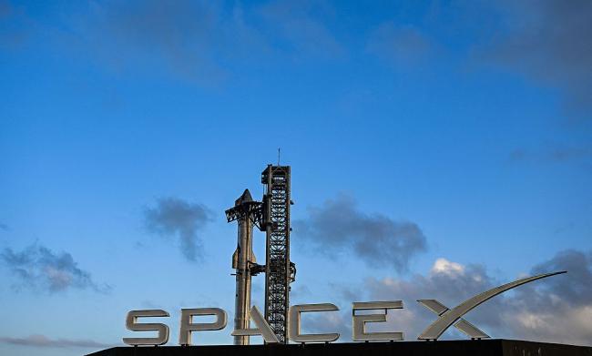 SpaceXȫ ԱԶͬ
