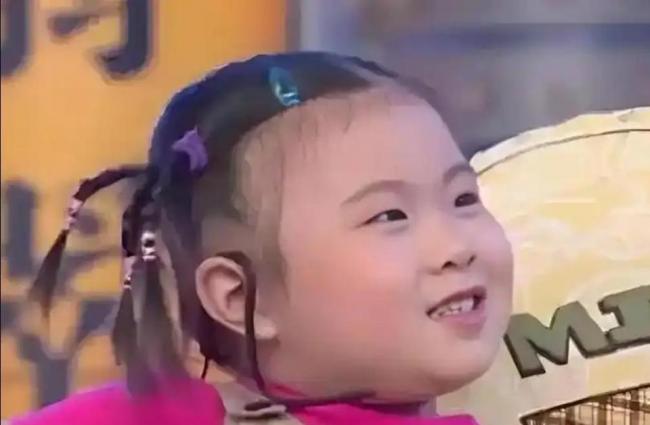 25岁女星宣布确诊:右眼失明 需终身治疗 25岁女星宣布确诊:右眼失明 需终身治疗