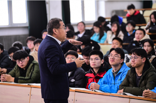 大学衔接班来了，考研考公战线无限前置