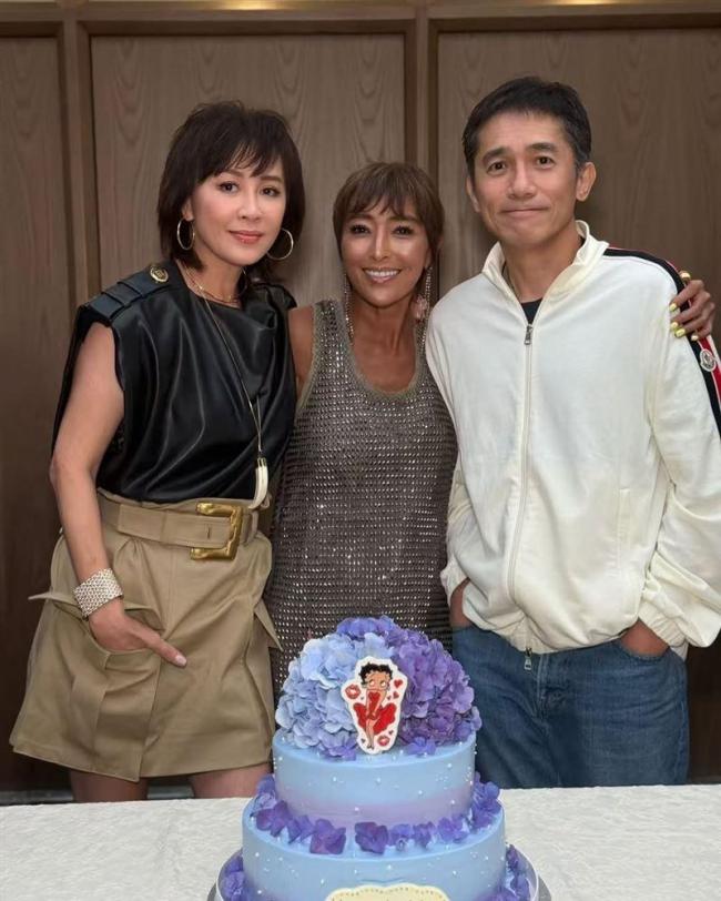 刘嘉玲梁朝伟无子 亿万家产继承人是29岁的他