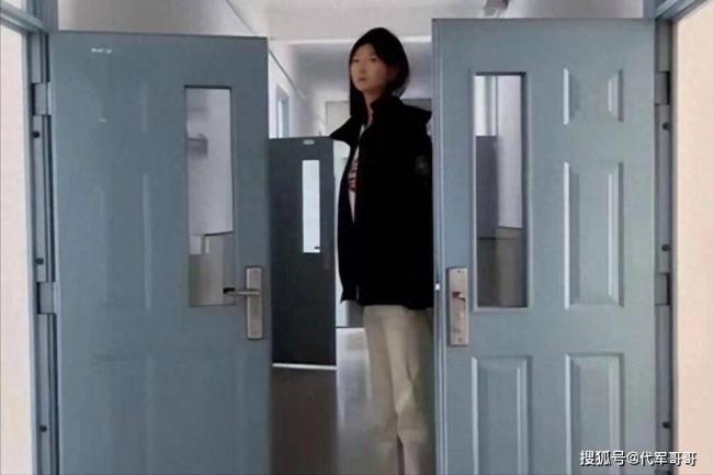 女孩身高2.26米，貌美如花，妈妈却发愁
