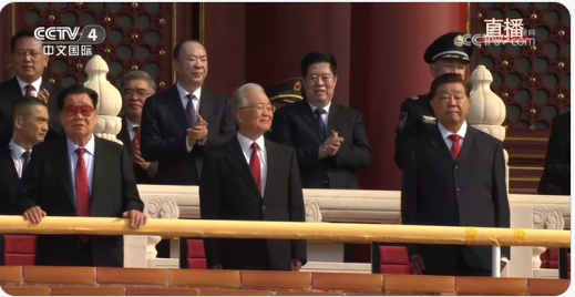 快讯！习近平阅兵  温家宝现身  总指挥是他？