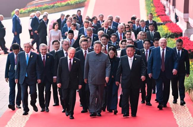 彭博:93阅兵外宾出席人数比往年更少 但是… 彭博:93阅兵外宾出席人数比往年更少 但是…