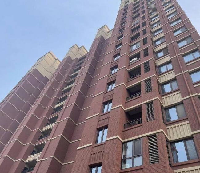 再添一座“鬼城”：房子价格从2万跌破到4千