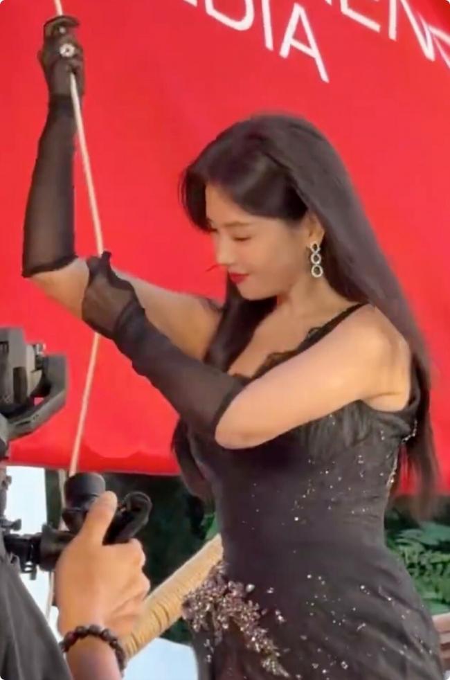 北京这一夜:刘涛葫芦身材抢镜 董洁翻车 北京这一夜:刘涛葫芦身材抢镜 董洁翻车