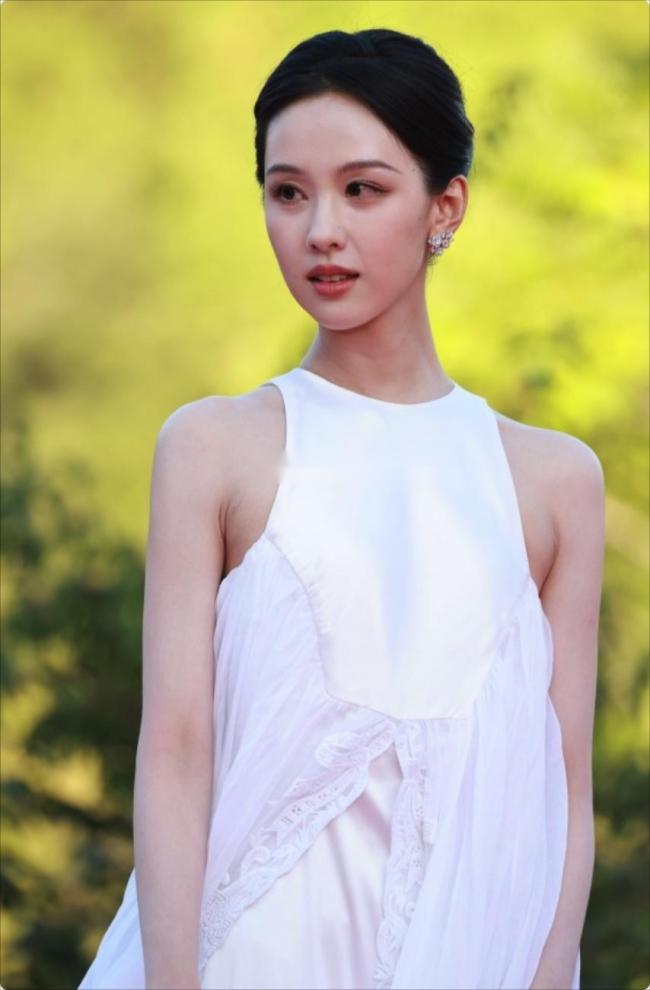 北京这一夜:刘涛葫芦身材抢镜 董洁翻车 北京这一夜:刘涛葫芦身材抢镜 董洁翻车