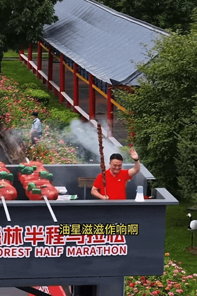 中国躺平圣地，正在拼命修机场