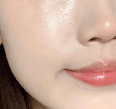 通勤妆快速秘籍 10分钟打造“伪素颜”高级感 通勤妆快速秘籍 10分钟打造“伪素颜”高级感