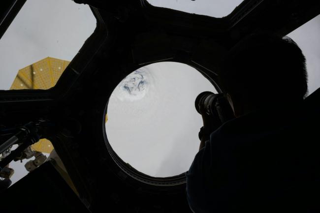 国际太空站飞越桦加沙 NASA太空人拍下壮观一幕