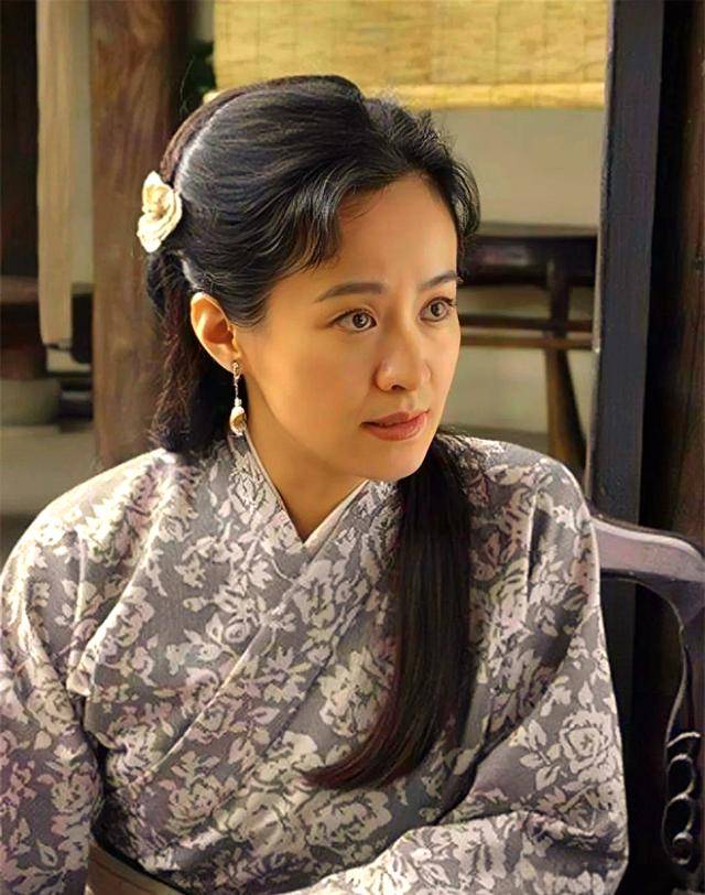 中国知名女星嫁名导 丈夫病逝 57岁无子嗣