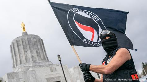 川普认定的恐怖组织Antifa 到底啥样？