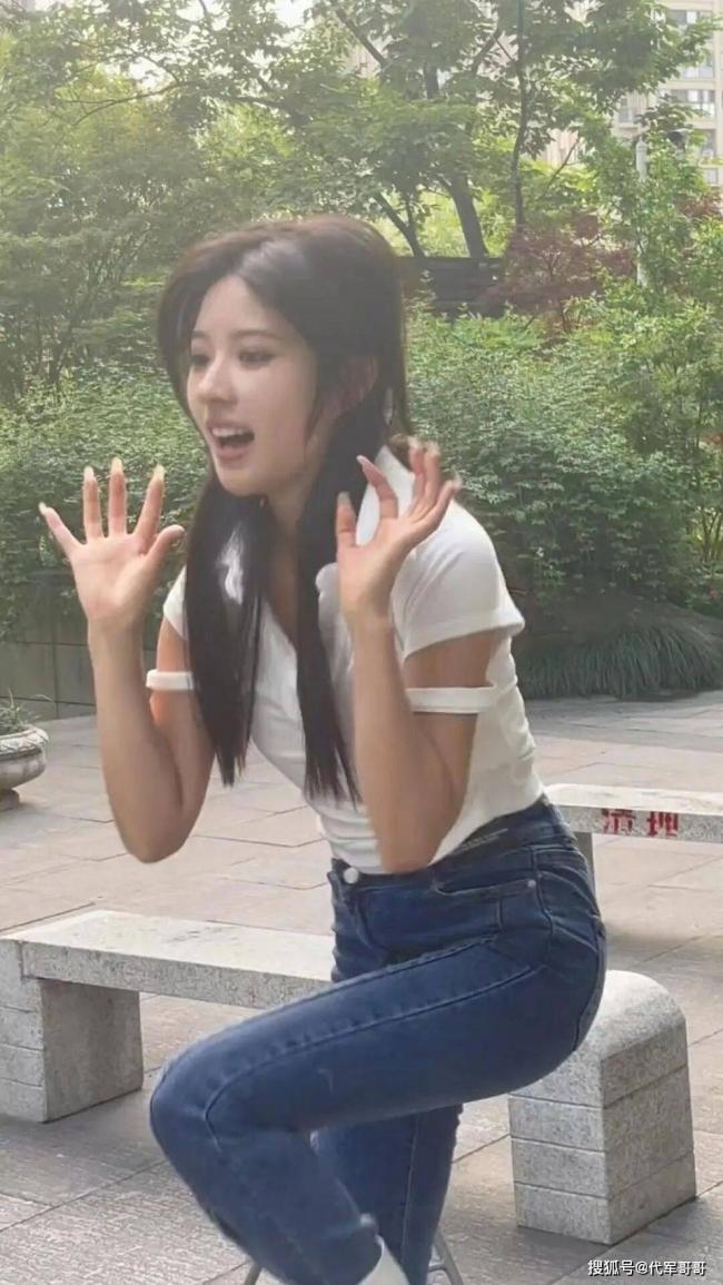 中国“尬舞网红”自曝遭前夫家暴 花其百万泡妞
