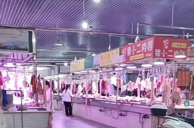 十一长假中国多地商场冷清 业主叹生意难做