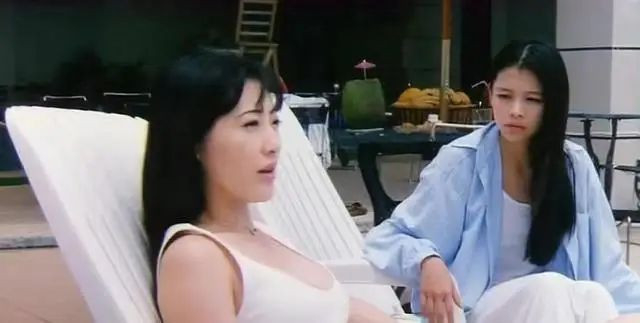 一辈子演了两部三级片 至今仍是亚洲第一美胸 一辈子演了两部三级片 至今仍是亚洲第一美胸