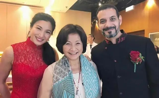 香港知名女星举家移居非洲 混血儿子颜值高 香港知名女星举家移居非洲 混血儿子颜值高