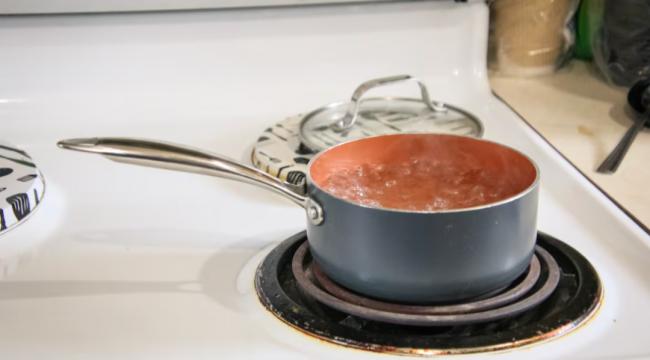 不粘锅严重损害肝肾和生殖/免疫 BC要立法禁止? 不粘锅严重损害肝肾和生殖/免疫 BC要立法禁止?