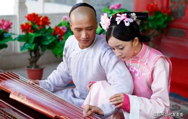 50岁何晟铭近况曝光 曾被亿万富婆疯狂追求 50岁何晟铭近况曝光 曾被亿万富婆疯狂追求