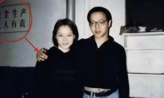 57岁窦唯瘦身成功 曾经一度胖到认不出 57岁窦唯瘦身成功 曾经一度胖到认不出