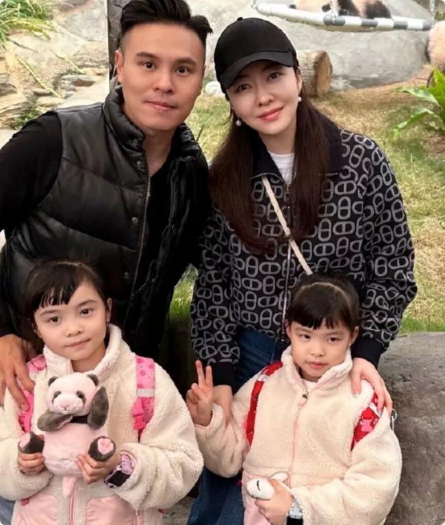 熊黛林老公基因真强大 两个女儿都长得像他 熊黛林老公基因真强大 两个女儿都长得像他