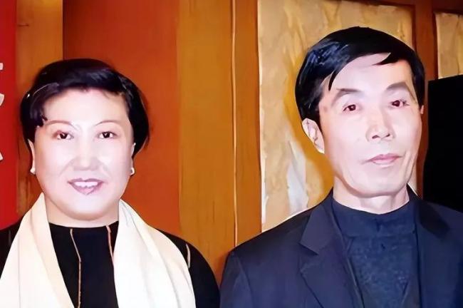 贪财又好色 德不配位的几位老艺术家晚节不保 贪财又好色 德不配位的几位老艺术家晚节不保