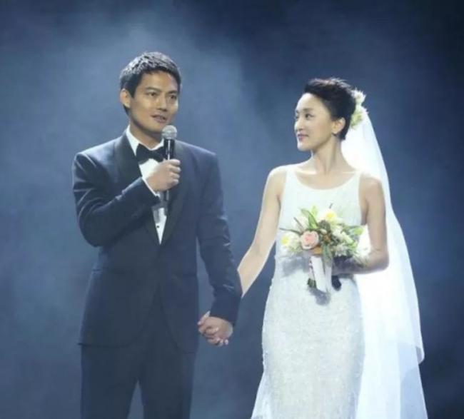 周迅近照头发发白、皮包骨 终为恶习付出了代价 周迅近照头发发白、皮包骨 终为恶习付出了代价