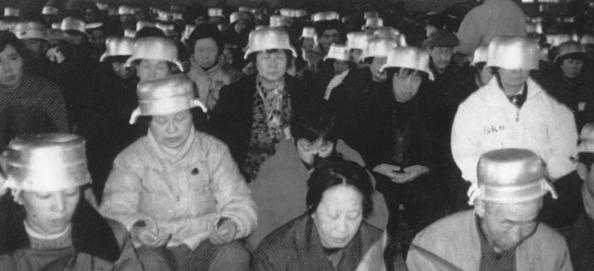 沉迷场导仪的爷奶 正在尝试“科学修仙”