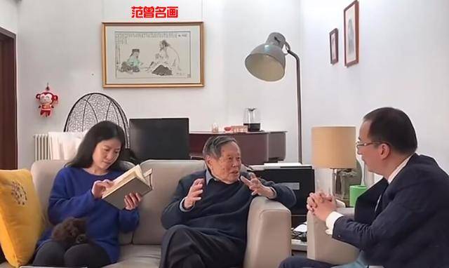 杨振宁清华别墅曝光 白墙上挂着百万名画太抢眼