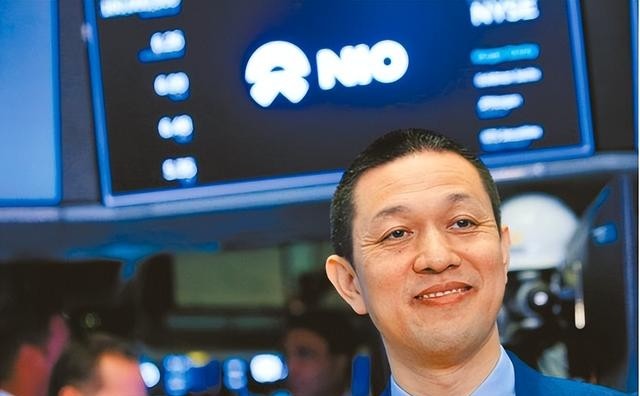 中国巨头暴雷 无数老百姓哭都来不及