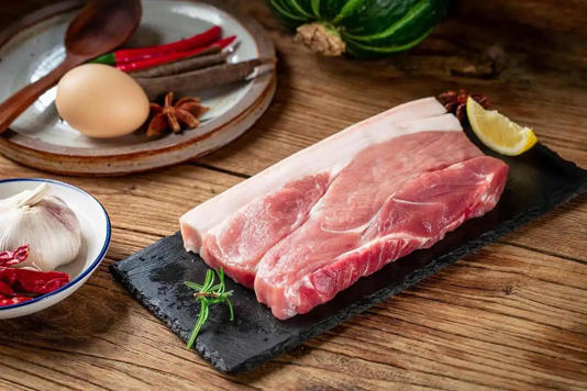 现在的猪肉是慢性毒药?专家无奈说出实情 现在的猪肉是慢性毒药?专家无奈说出实情