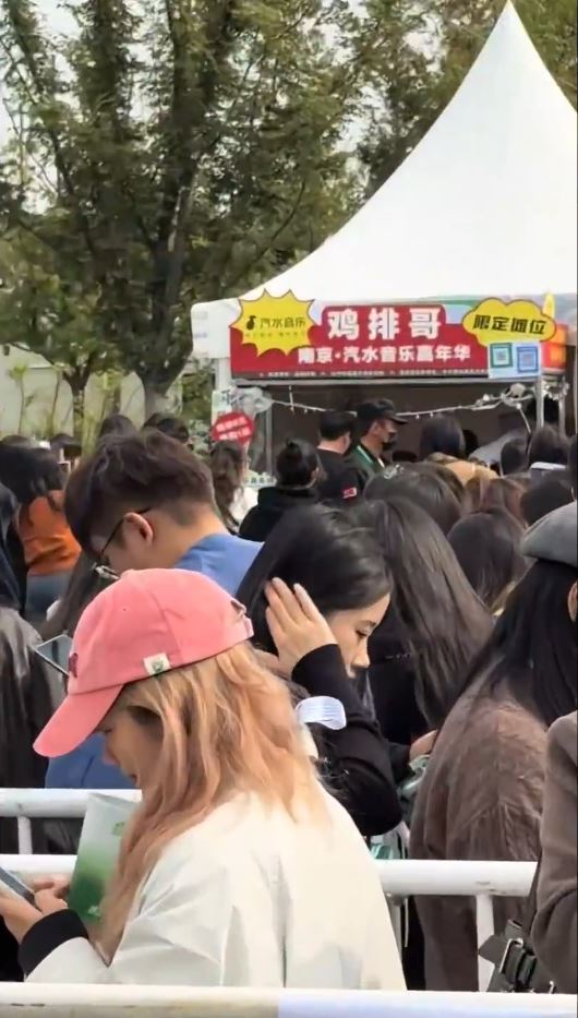 “鸡排哥”开启全中国巡炸 “鸡排哥”开启全中国巡炸