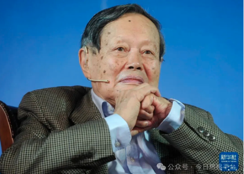 为什么杨振宁去世的消息没有上新闻联播?