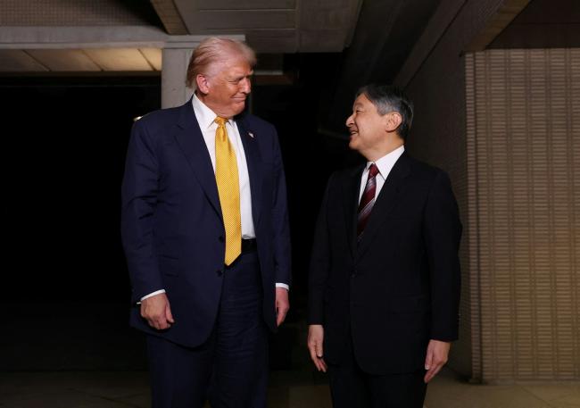 川普访日会见日皇德仁 东京铁塔等亮灯欢迎 川普访日会见日皇德仁 东京铁塔等亮灯欢迎