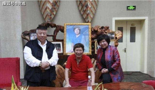 被指与好莱坞明星有神秘婚姻 慈善家李春平去世 被指与好莱坞明星有神秘婚姻 慈善家李春平去世