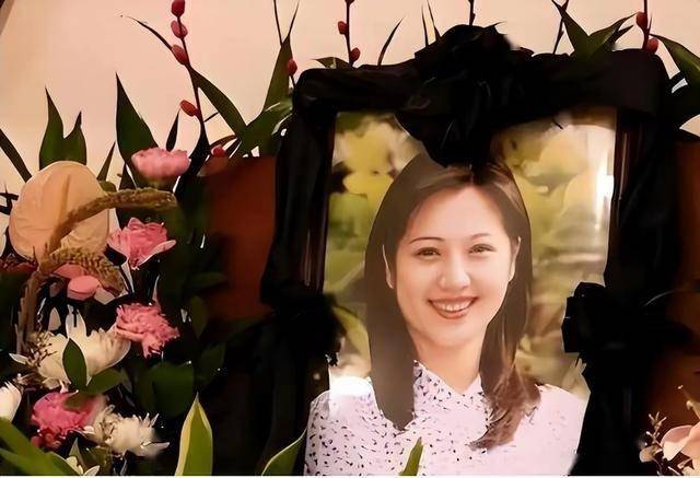 她是朱军的搭档,消失许久,其实早已离世 她是朱军的搭档,消失许久,其实早已离世